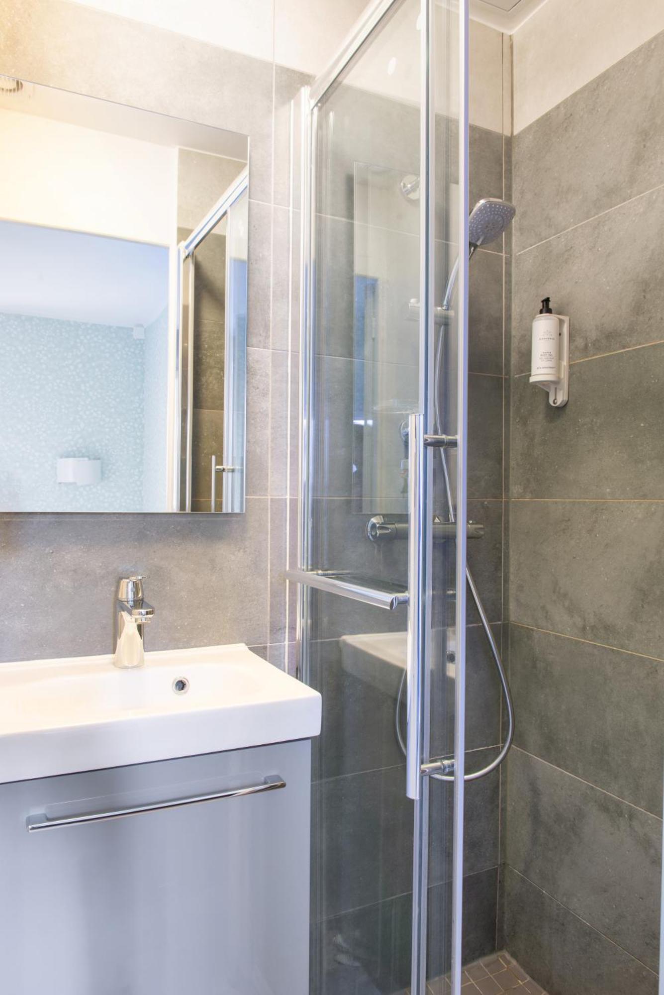 Hotel Avama Prony París Habitación foto