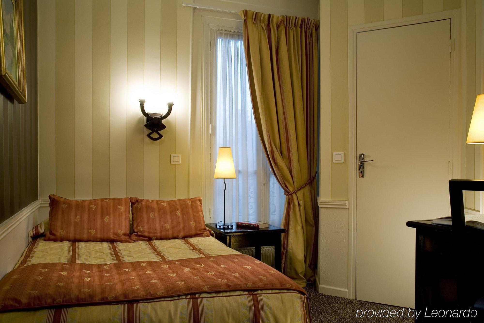 Hotel Avama Prony París Habitación foto